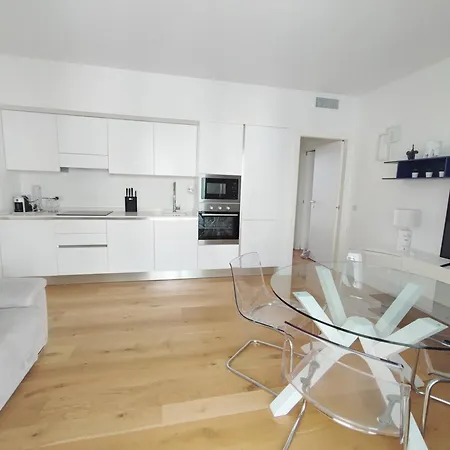 Wave Apartment